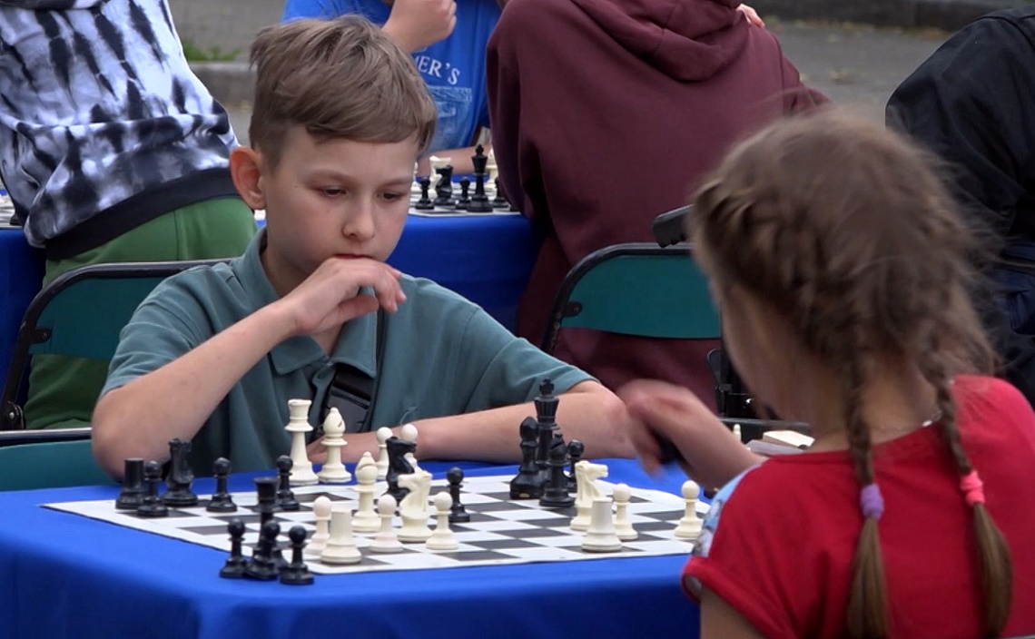 В Пензе стартовал новый проект «Шахматы в скверах»